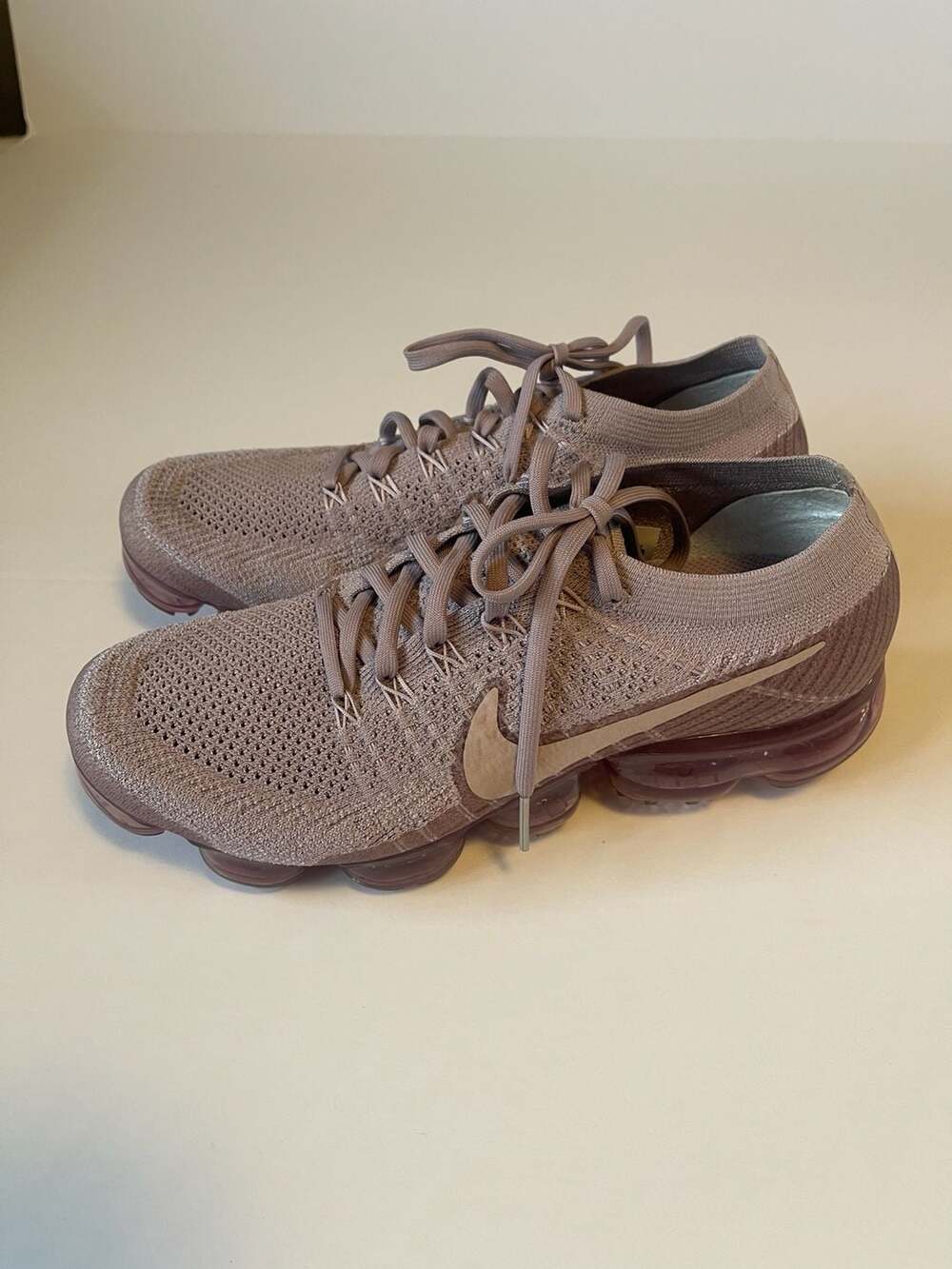 Nike Air VaporMax Flyknit Plum Fog Sneakers Sz 10 Wm